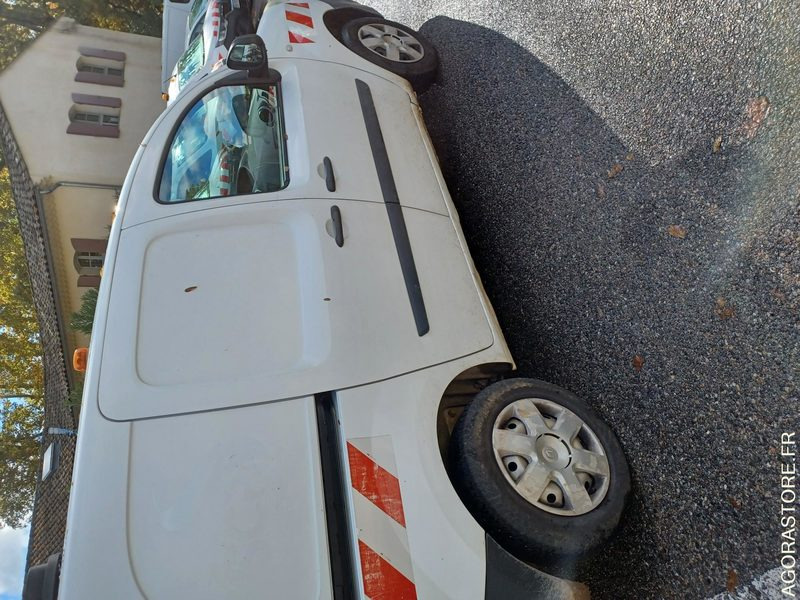 RENAULT KANGOO / REF SCP : 987 - Krovininis mikroautobusas: foto 2 RENAULT KANGOO / REF SCP : 987 - Krovininis mikroautobusas: foto 2