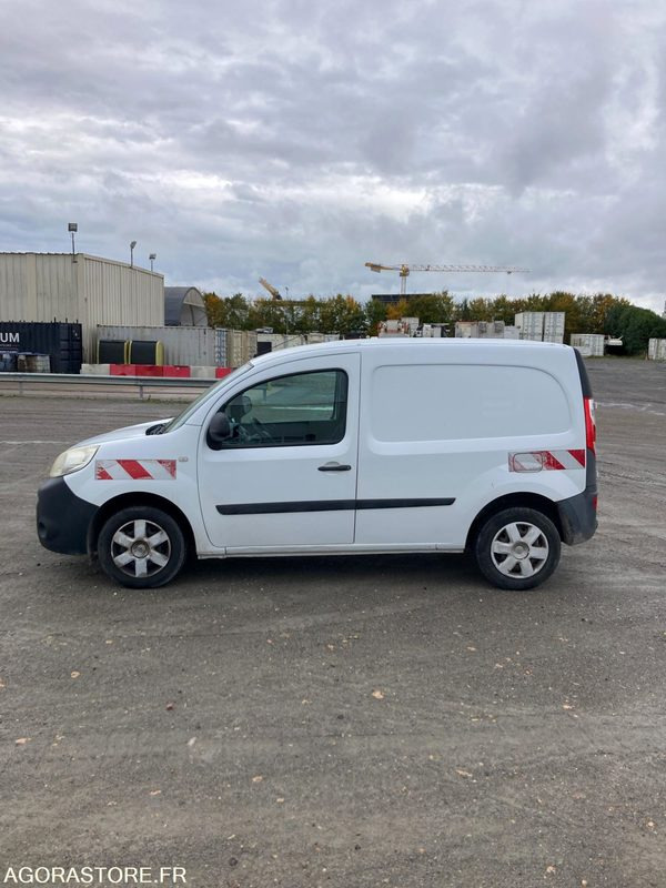 RENAULT KANGOO diesel - Année 2016 - 322 400 km - Mažas furgonas: foto 2 RENAULT KANGOO diesel - Année 2016 - 322 400 km - Mažas furgonas: foto 2