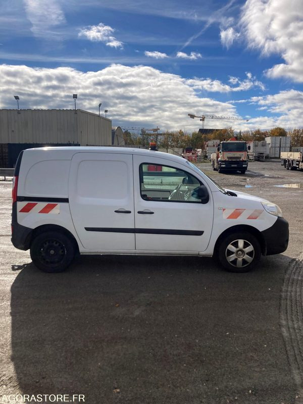 RENAULT KANGOO diesel - Année 2017 - 330 000 km - Mažas furgonas: foto 4 RENAULT KANGOO diesel - Année 2017 - 330 000 km - Mažas furgonas: foto 4