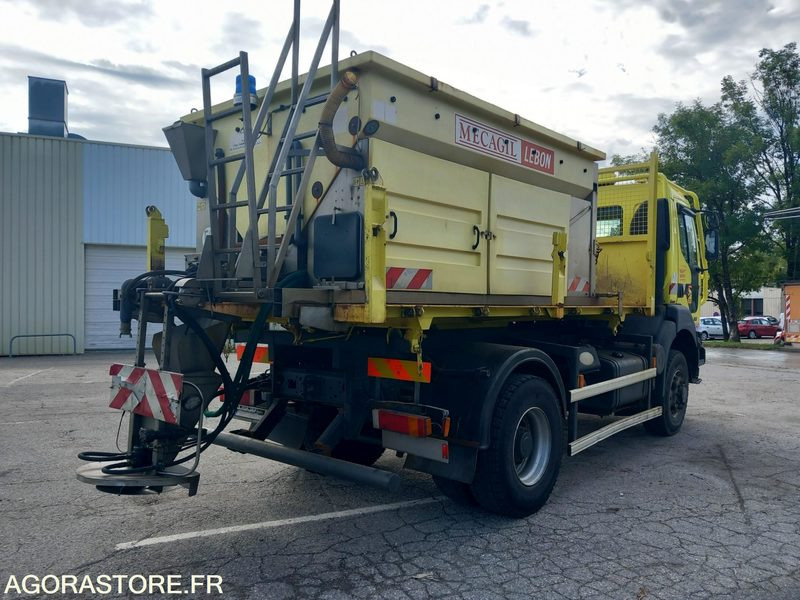 RENAULT KERAX 4X4 DXI 370 BENNE + Saleuse MECAGIL LEBON (KR0406 + SL0203) - Sniego valymo mašina: foto 3 RENAULT KERAX 4X4 DXI 370 BENNE + Saleuse MECAGIL LEBON (KR0406 + SL0203) - Sniego valymo mašina: foto 3
