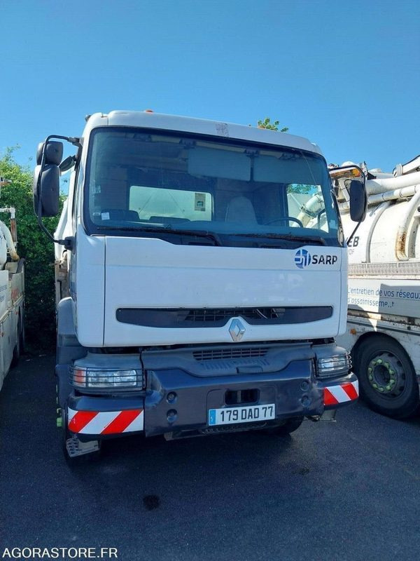 RENAULT Kerax Hydrocureur HUWER 2003 (388535Km) ROULANT EXPORT UNIQUEMENT - Asenizatorius: foto 1 RENAULT Kerax Hydrocureur HUWER 2003 (388535Km) ROULANT EXPORT UNIQUEMENT - Asenizatorius: foto 1