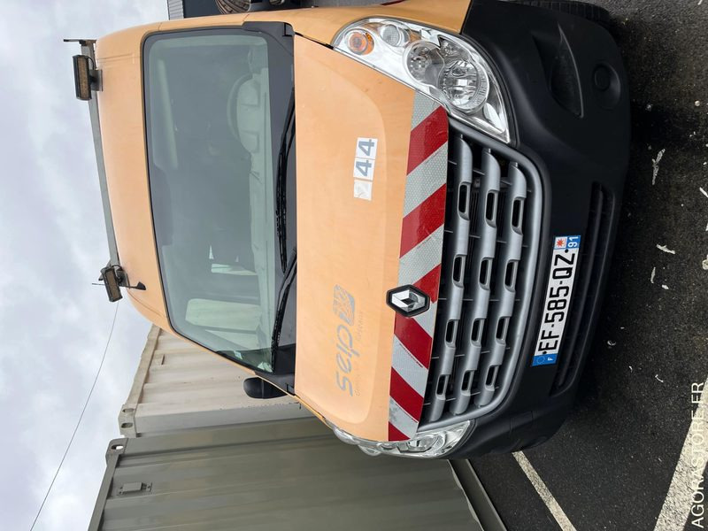 RENAULT MASTER 7 PLACES AVEC GALERIE - 2016 / 22754KM (N° 244) - Krovininis mikroautobusas: foto 2 RENAULT MASTER 7 PLACES AVEC GALERIE - 2016 / 22754KM (N° 244) - Krovininis mikroautobusas: foto 2