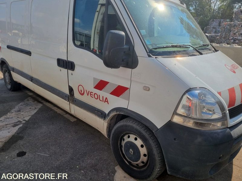 RENAULT MASTER FOURGON de 2005 - 253000 km (R3B246) - Krovininis mikroautobusas: foto 1 RENAULT MASTER FOURGON de 2005 - 253000 km (R3B246) - Krovininis mikroautobusas: foto 1