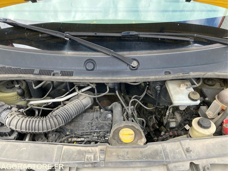 RENAULT MASTER L2H2 3T5 DCI 125 - 2011 - 288787 KM - P1509081 - Krovininis mikroautobusas: foto 3 RENAULT MASTER L2H2 3T5 DCI 125 - 2011 - 288787 KM - P1509081 - Krovininis mikroautobusas: foto 3