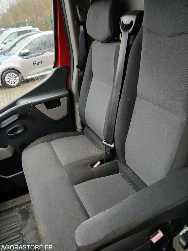 RENAULT MASTER TPMR N°140690 - Mikroautobusas, Keleivinis furgonas: foto 5 RENAULT MASTER TPMR N°140690 - Mikroautobusas, Keleivinis furgonas: foto 5