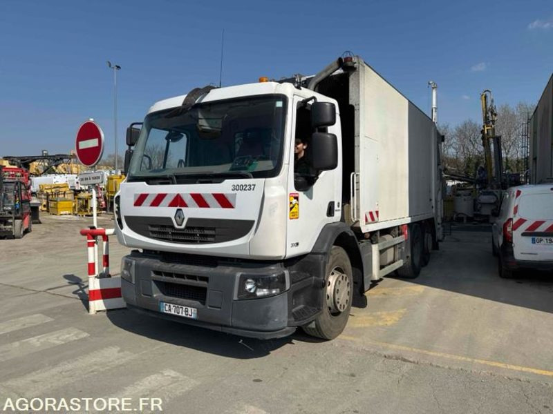 RENAULT PREMIUM 310,26 - BOM CARGOPAC II 20m3 (Cavdo) - 2012/135604 KM (CA707BJ) - Šiukšliavežis: foto 1 RENAULT PREMIUM 310,26 - BOM CARGOPAC II 20m3 (Cavdo) - 2012/135604 KM (CA707BJ) - Šiukšliavežis: foto 1