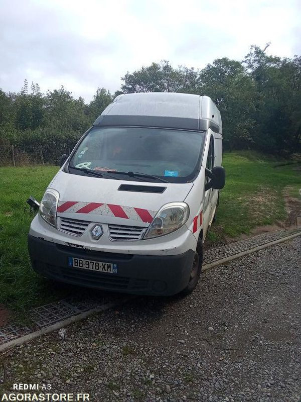 RENAULT TRAFIC - Krovininis mikroautobusas: foto 2 RENAULT TRAFIC - Krovininis mikroautobusas: foto 2