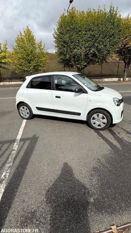 RENAULT TWINGO - 25000km - 2017 - Lengvasis automobilis: foto 2 RENAULT TWINGO - 25000km - 2017 - Lengvasis automobilis: foto 2