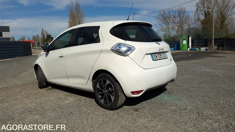 RENAULT ZOE - 2017 - 63000 KMS - CT OK - AUTONOMIE 210 KMS - Lengvasis automobilis: foto 4 RENAULT ZOE - 2017 - 63000 KMS - CT OK - AUTONOMIE 210 KMS - Lengvasis automobilis: foto 4