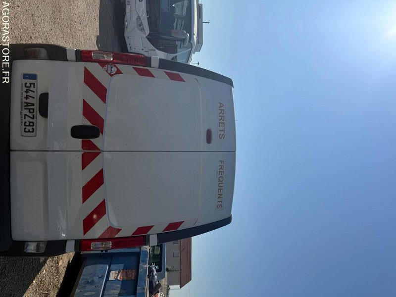 RENAULT trafic 88306kms - 2009 - Krovininis mikroautobusas: foto 2 RENAULT trafic 88306kms - 2009 - Krovininis mikroautobusas: foto 2