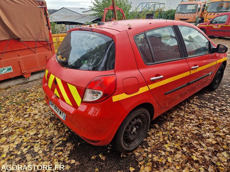 Renault Clio - 2009-166139 - AH869WY - Lengvasis automobilis: foto 3 Renault Clio - 2009-166139 - AH869WY - Lengvasis automobilis: foto 3