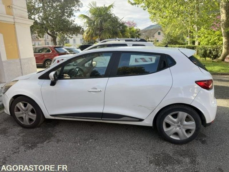 Renault Clio 4 56017 kms 2014 - Lengvasis automobilis: foto 3 Renault Clio 4 56017 kms 2014 - Lengvasis automobilis: foto 3