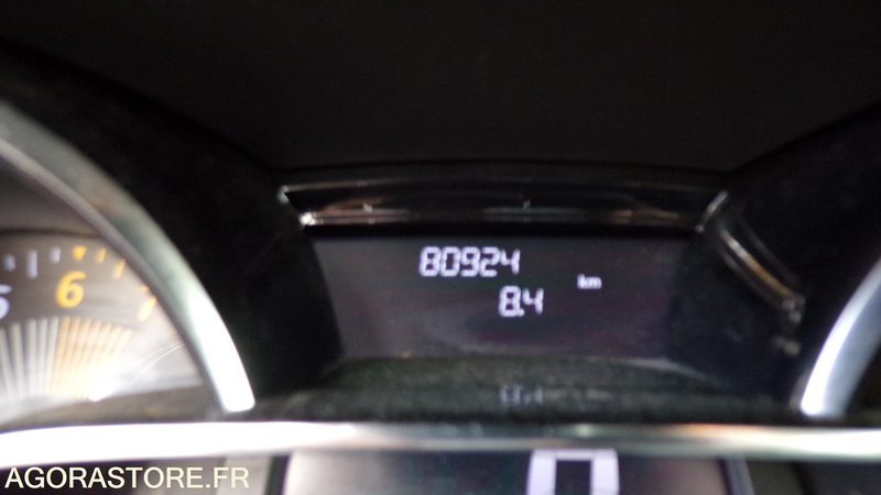 Renault Clio 4 DQ-031-CM (BP) - Lengvasis automobilis: foto 5 Renault Clio 4 DQ-031-CM (BP) - Lengvasis automobilis: foto 5