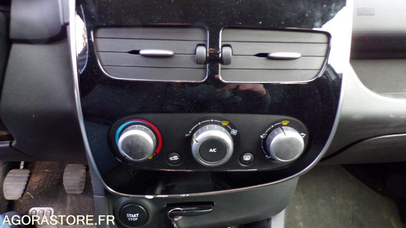 Renault Clio 4 DQ-031-CM (BP) - Lengvasis automobilis: foto 4 Renault Clio 4 DQ-031-CM (BP) - Lengvasis automobilis: foto 4