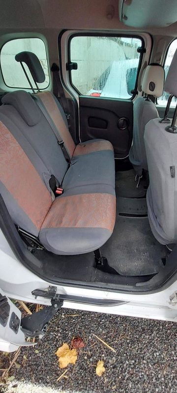 Renault Kangoo - 2013 - 284004kms - Lengvasis automobilis: foto 4 Renault Kangoo - 2013 - 284004kms - Lengvasis automobilis: foto 4