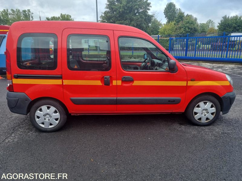 Renault Kangoo Diesel - 4370 XM 63 - 2003 - Mažas furgonas: foto 4 Renault Kangoo Diesel - 4370 XM 63 - 2003 - Mažas furgonas: foto 4