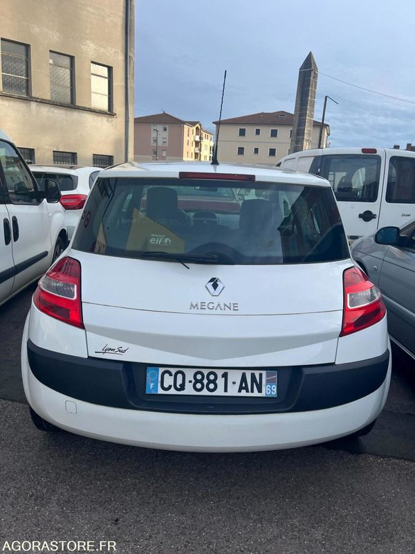 Renault MEGANE II SOCIETE AIR - 260 000 KM - 2008 - Lengvasis automobilis: foto 2 Renault MEGANE II SOCIETE AIR - 260 000 KM - 2008 - Lengvasis automobilis: foto 2