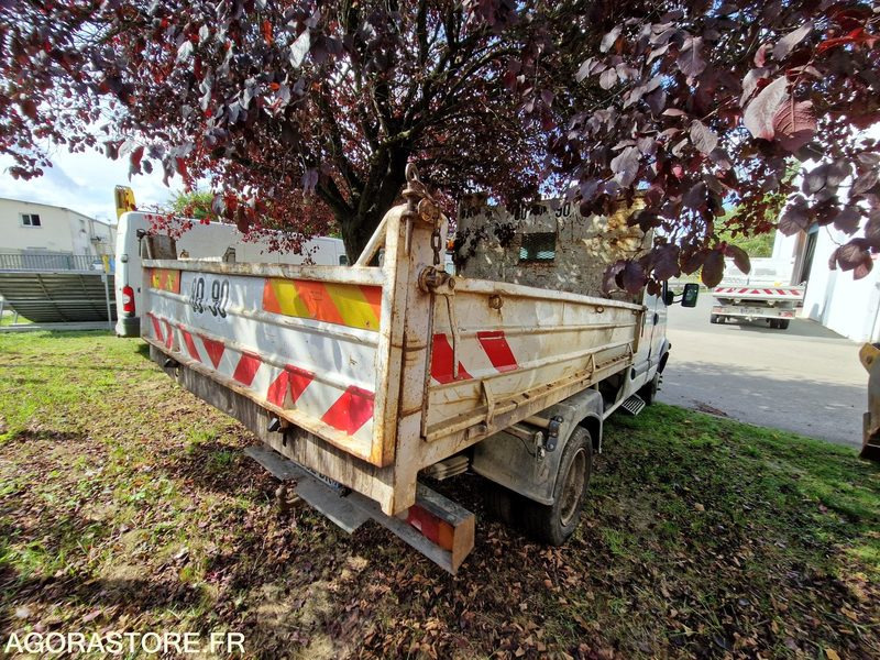 Renault Mascott - 2000 - 74126 - EL382DR - Mažas savivartis: foto 4 Renault Mascott - 2000 - 74126 - EL382DR - Mažas savivartis: foto 4
