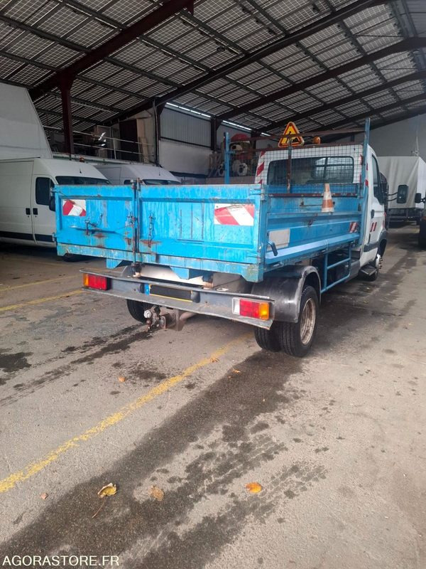 Renault Mascott benne roues jumelées 183615kms 2000 - Mažas savivartis: foto 4 Renault Mascott benne roues jumelées 183615kms 2000 - Mažas savivartis: foto 4