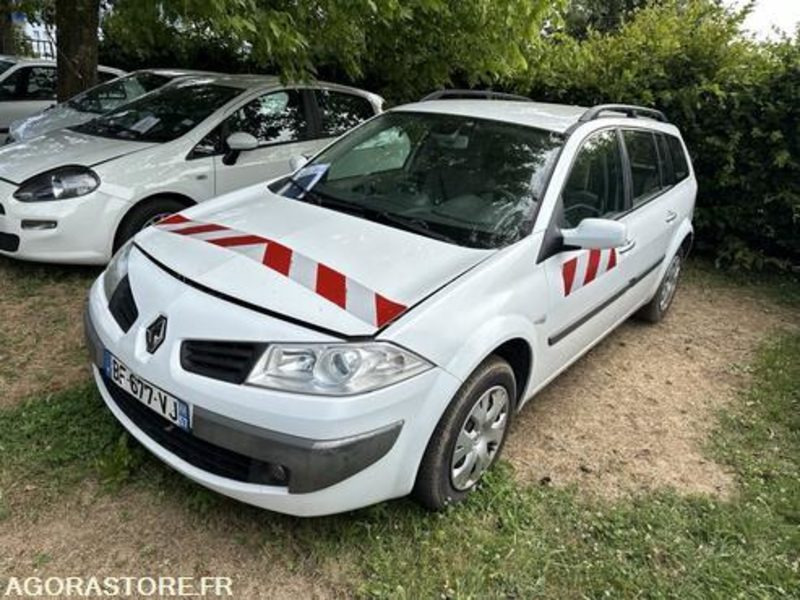 Renault Mégane - BF677VJ - Lengvasis automobilis: foto 1 Renault Mégane - BF677VJ - Lengvasis automobilis: foto 1