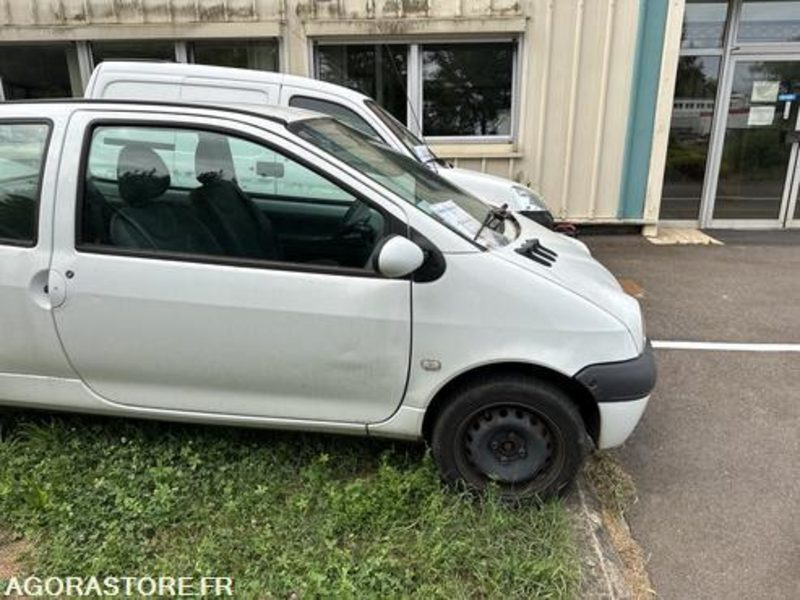 Renault Twingo - 911BBW57 - Lengvasis automobilis: foto 3 Renault Twingo - 911BBW57 - Lengvasis automobilis: foto 3