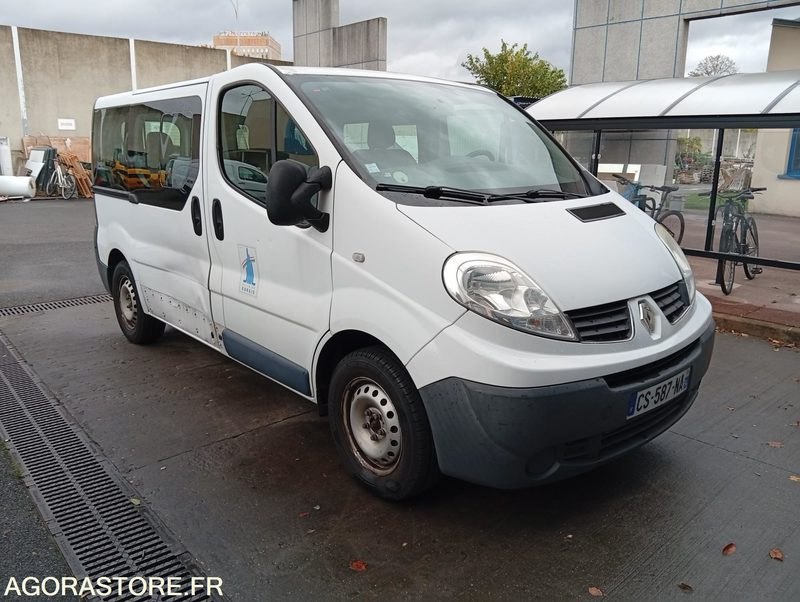 Renault trafic - Mikroautobusas, Keleivinis furgonas: foto 1 Renault trafic - Mikroautobusas, Keleivinis furgonas: foto 1