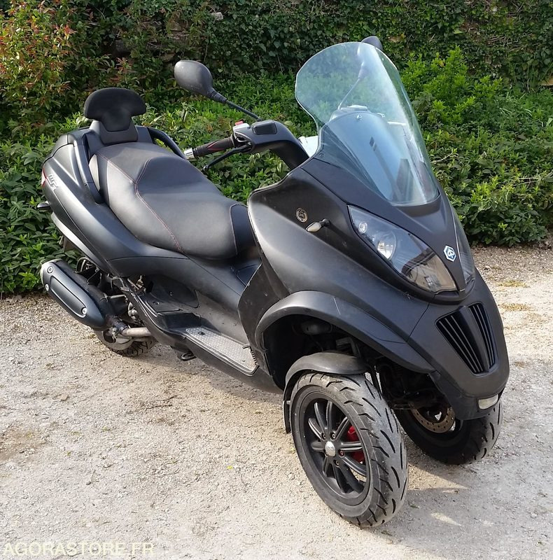 SCOOTER 3 ROUES PIAGGIO MP3 300 LT - Motociklas: foto 3 SCOOTER 3 ROUES PIAGGIO MP3 300 LT - Motociklas: foto 3