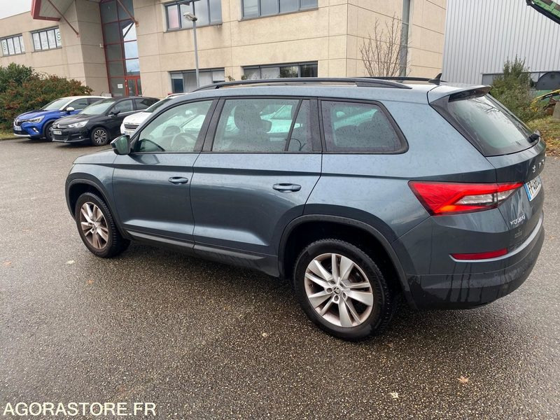 Skoda Kodiaq 2.0 TDI 16V 4x2 DSG7 150 cv Boîte auto - 2020 - 280750km - Visureigis: foto 1 Skoda Kodiaq 2.0 TDI 16V 4x2 DSG7 150 cv Boîte auto - 2020 - 280750km - Visureigis: foto 1