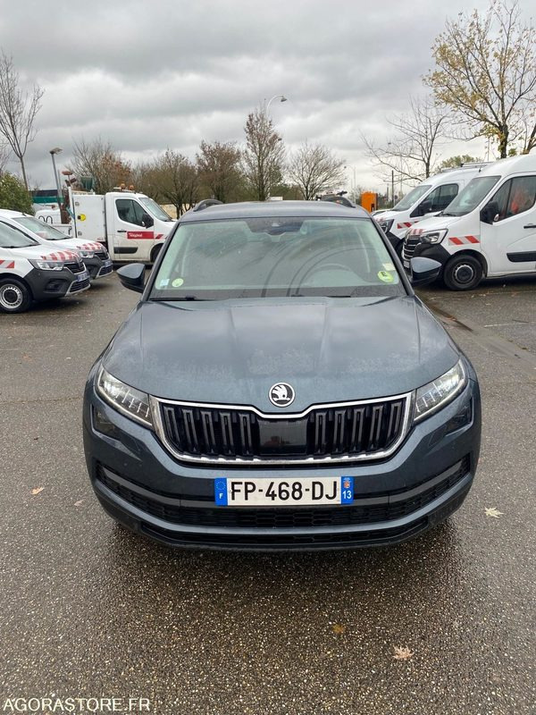 Skoda Kodiaq 2.0 TDI 16V 4x2 DSG7 150 cv Boîte auto - 2020 - 280750km - Visureigis: foto 3 Skoda Kodiaq 2.0 TDI 16V 4x2 DSG7 150 cv Boîte auto - 2020 - 280750km - Visureigis: foto 3