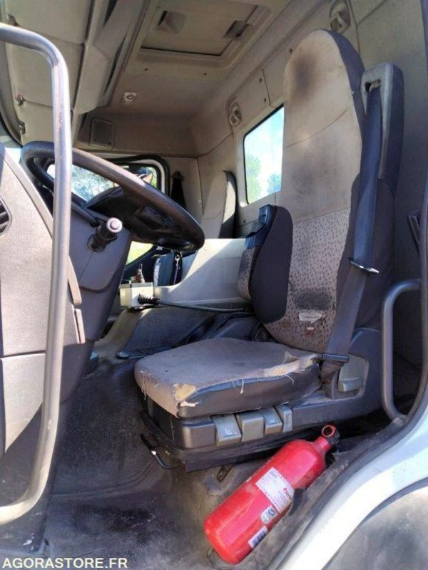 AZ-826-NR PORTEUR RENAULT PREMIUM 430 DXI 669120 kms 2010 - Sunkvežimis: foto 5 AZ-826-NR PORTEUR RENAULT PREMIUM 430 DXI 669120 kms 2010 - Sunkvežimis: foto 5