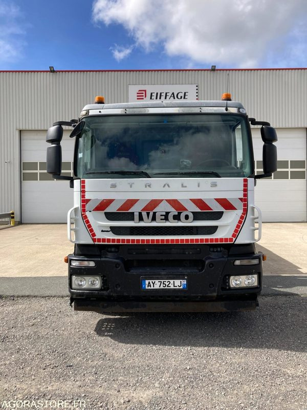 CAMION PLATEAU 6x2 IVECO STRALIS 260S31 + GRUE PK15500 - Année 2008 - 483 000 km - Sunkvežimis: foto 2 CAMION PLATEAU 6x2 IVECO STRALIS 260S31 + GRUE PK15500 - Année 2008 - 483 000 km - Sunkvežimis: foto 2