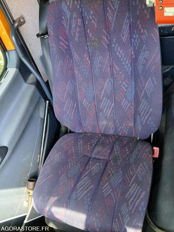 Sunkvežimis MERCEDES CAMION BENNE - 2000 - 193905 KMS: foto 15