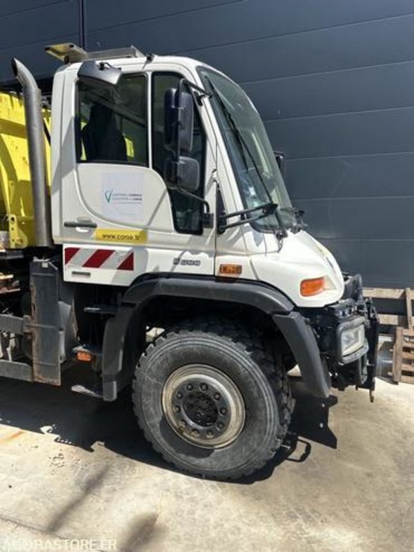 MERCEDES UNIMOG - 2012 - 75000km - CN338YL - Sunkvežimis: foto 3 MERCEDES UNIMOG - 2012 - 75000km - CN338YL - Sunkvežimis: foto 3