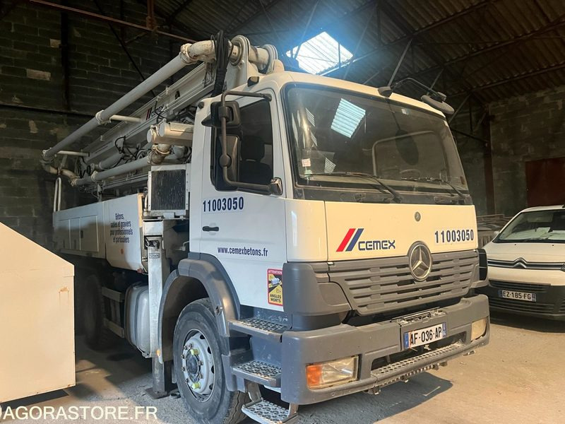 POMPE A BETON MERCEDES ATEGO 2628 - AF036AP / 2002 - 412 087 KM - EXCLU EXPORT - Sunkvežimis: foto 2 POMPE A BETON MERCEDES ATEGO 2628 - AF036AP / 2002 - 412 087 KM - EXCLU EXPORT - Sunkvežimis: foto 2
