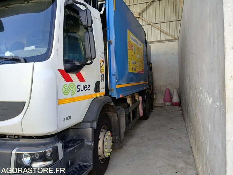 RENAULT 19T/BOM - AQ618WQ - 2010 / 503 362 KM - Sunkvežimis: foto 4 RENAULT 19T/BOM - AQ618WQ - 2010 / 503 362 KM - Sunkvežimis: foto 4
