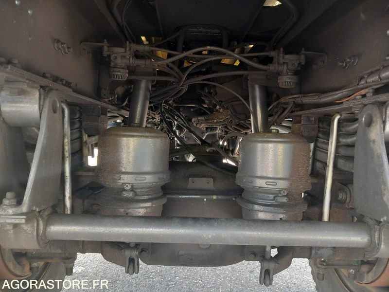 RENAULT KERAX 370 DCI AVEC BI-BENNE (KR0108) - Sunkvežimis: foto 5 RENAULT KERAX 370 DCI AVEC BI-BENNE (KR0108) - Sunkvežimis: foto 5