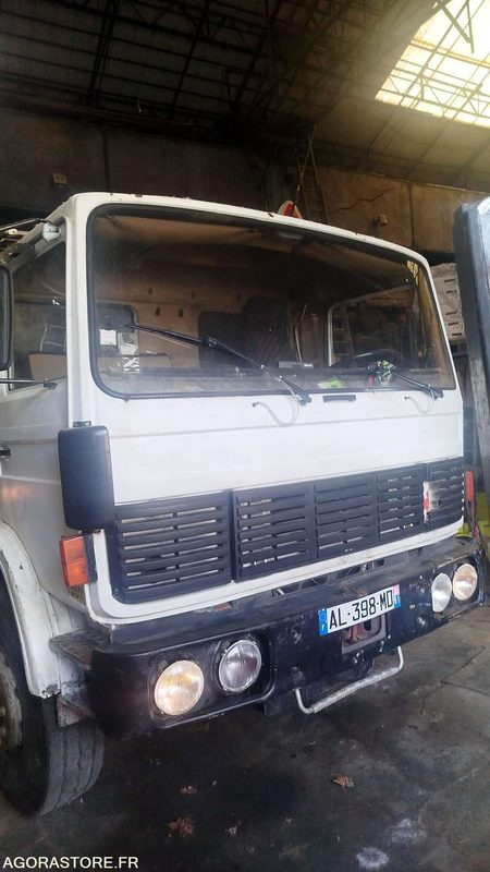 Renault Poids lourd G230 - 1985 - 564616KM - Sunkvežimis: foto 1 Renault Poids lourd G230 - 1985 - 564616KM - Sunkvežimis: foto 1