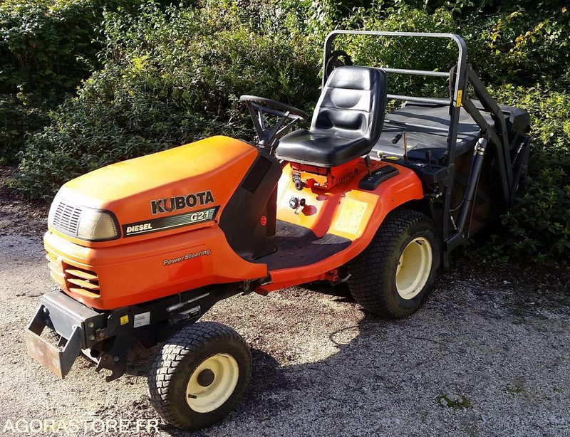 TONDEUSE KUBOTA G21 DIESEL 2007 933H SANS PLATEAU DE COUPE - Vejapjovė: foto 1 TONDEUSE KUBOTA G21 DIESEL 2007 933H SANS PLATEAU DE COUPE - Vejapjovė: foto 1