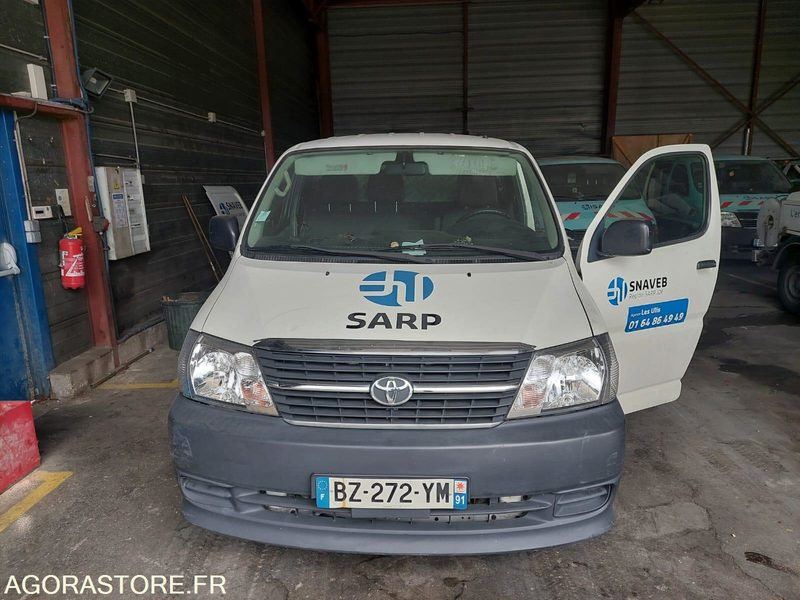 TOYOTA Hiace fourgon HP HUWER 2012 272000KM ROULANT EXPORT UNIQUEMENT - Mažas furgonas: foto 2 TOYOTA Hiace fourgon HP HUWER 2012 272000KM ROULANT EXPORT UNIQUEMENT - Mažas furgonas: foto 2