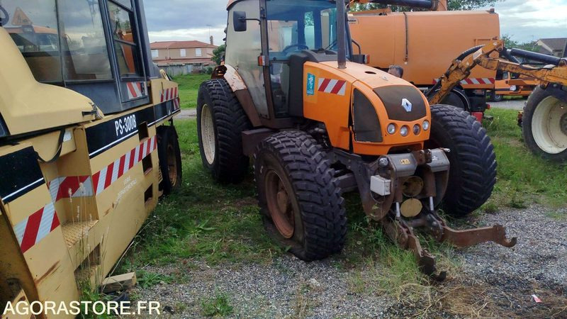 TRACTEUR RENAULT ERGOS 446 - 7653H - Traktorius: foto 2 TRACTEUR RENAULT ERGOS 446 - 7653H - Traktorius: foto 2