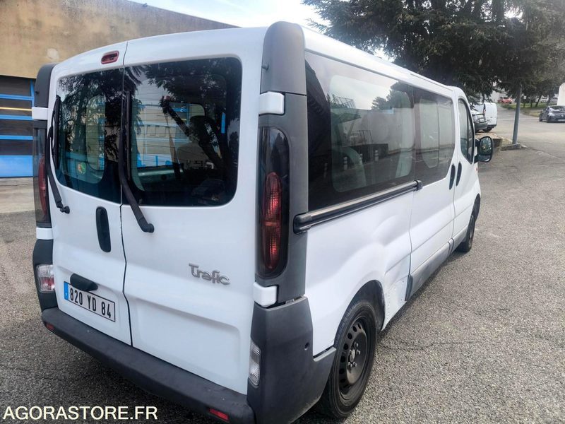TRAFIC MINI BUS - Mikroautobusas, Keleivinis furgonas: foto 4 TRAFIC MINI BUS - Mikroautobusas, Keleivinis furgonas: foto 4