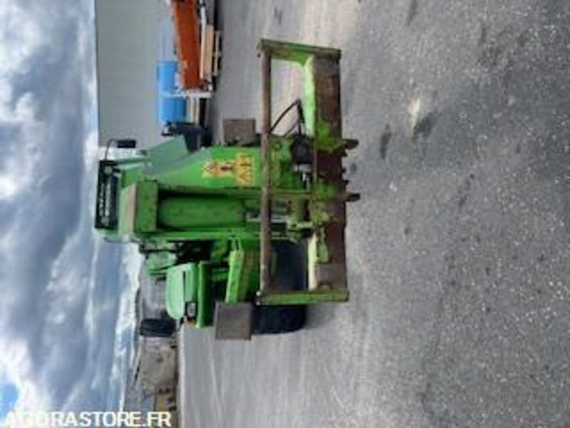 Téléscopique Merlo 38.14+ avec nacelle - Teleskopinis krautuvas: foto 4 Téléscopique Merlo 38.14+ avec nacelle - Teleskopinis krautuvas: foto 4