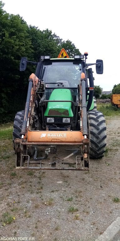 Tracteur Deutz Agrotron 80 avec chargeur MX 100 - Traktorius: foto 1 Tracteur Deutz Agrotron 80 avec chargeur MX 100 - Traktorius: foto 1