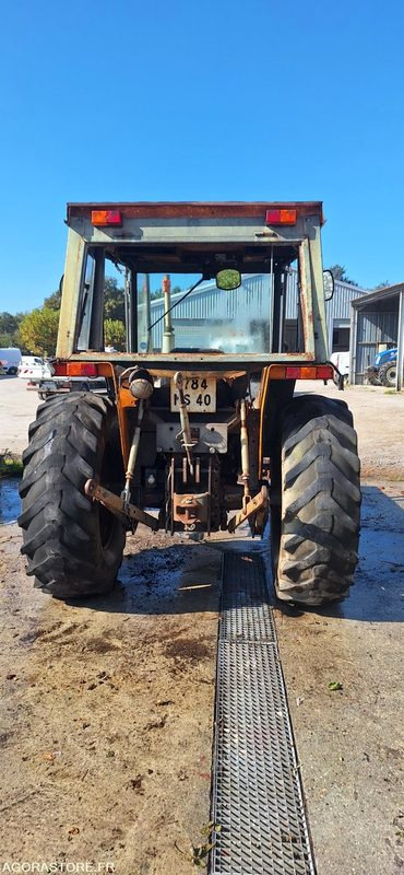 Tracteur Renault 651 8066H - Traktorius: foto 2 Tracteur Renault 651 8066H - Traktorius: foto 2