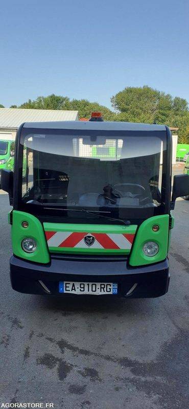 VEHICULE ELECTRIQUE GOUPIL G5 LITHIUM - Elektrinis komunalinis automobilis: foto 1 VEHICULE ELECTRIQUE GOUPIL G5 LITHIUM - Elektrinis komunalinis automobilis: foto 1
