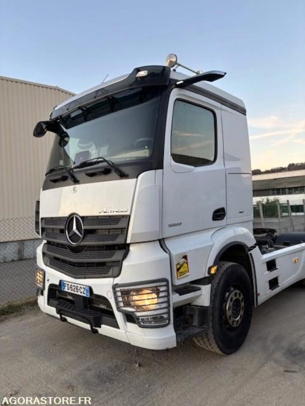 TRACTEUR 4X2 MERCEDES ACTROS 1853 2020 430 000 KM - Vilkikas: foto 1 TRACTEUR 4X2 MERCEDES ACTROS 1853 2020 430 000 KM - Vilkikas: foto 1