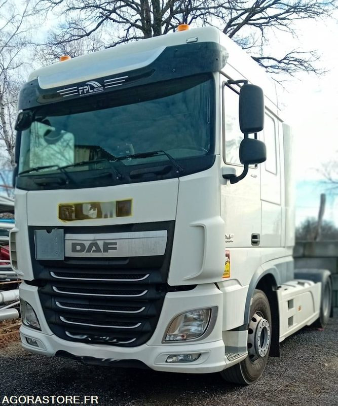 TRACTEUR DAF XF 460 - 2016 - 652 781km - pneus neufs - Vilkikas: foto 1 TRACTEUR DAF XF 460 - 2016 - 652 781km - pneus neufs - Vilkikas: foto 1
