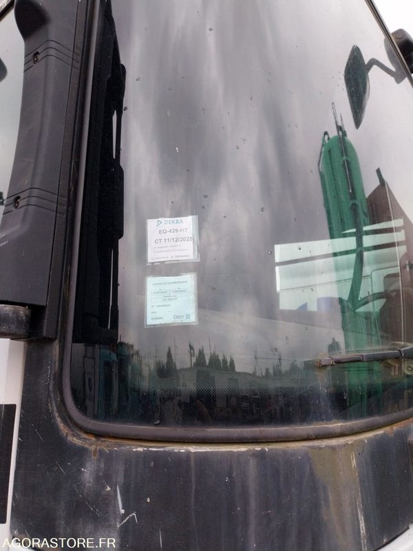 TRACTEUR RENAULT AE390 ADR POMPE 1998 821393KM ROULANT - Vilkikas: foto 4 TRACTEUR RENAULT AE390 ADR POMPE 1998 821393KM ROULANT - Vilkikas: foto 4