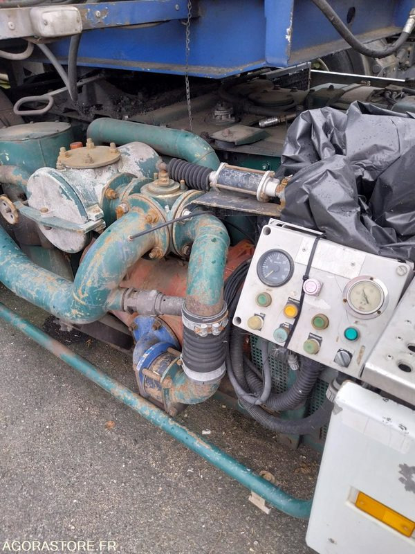 TRACTEUR RENAULT AE390 ADR POMPE 1998 821393KM ROULANT - Vilkikas: foto 5 TRACTEUR RENAULT AE390 ADR POMPE 1998 821393KM ROULANT - Vilkikas: foto 5