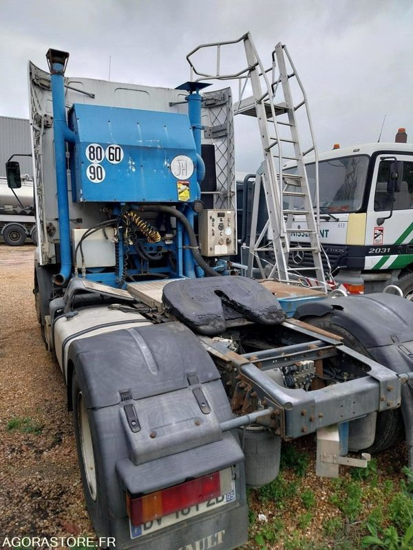 Tracteur RENAULT 420 ADR avec pompe 2002 (544000Km) Roulant EXPORT UNIQUEMENT - Vilkikas: foto 3 Tracteur RENAULT 420 ADR avec pompe 2002 (544000Km) Roulant EXPORT UNIQUEMENT - Vilkikas: foto 3